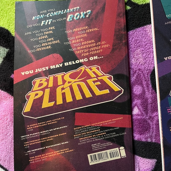 COMICS LOT- B!TCH PLANET 1 AND 2 - Picture 2 of 3